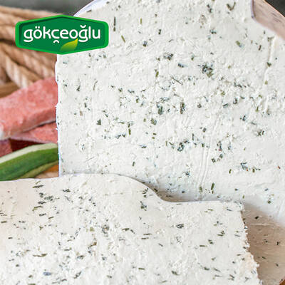 Bitlis Otlu Tam Yağlı Tulum Peyniri 920 G.